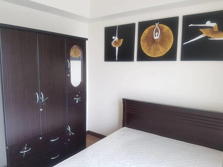 Modern Urban Living - Amenities Apartment